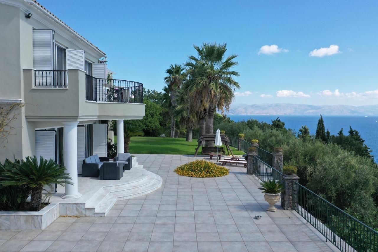 Villa Grosse Sea And Mountains View Gastouri  Екстер'єр фото