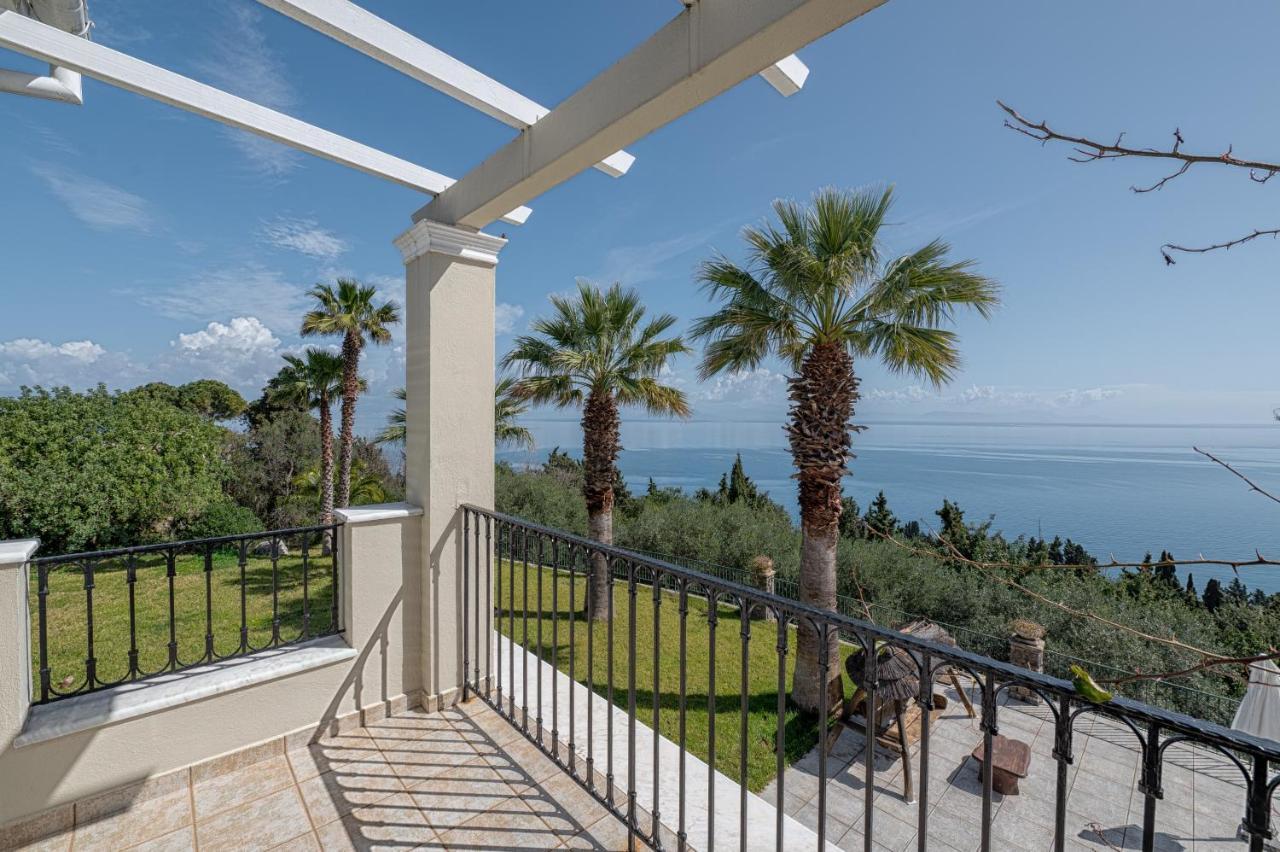 Villa Grosse Sea And Mountains View Gastouri  Екстер'єр фото