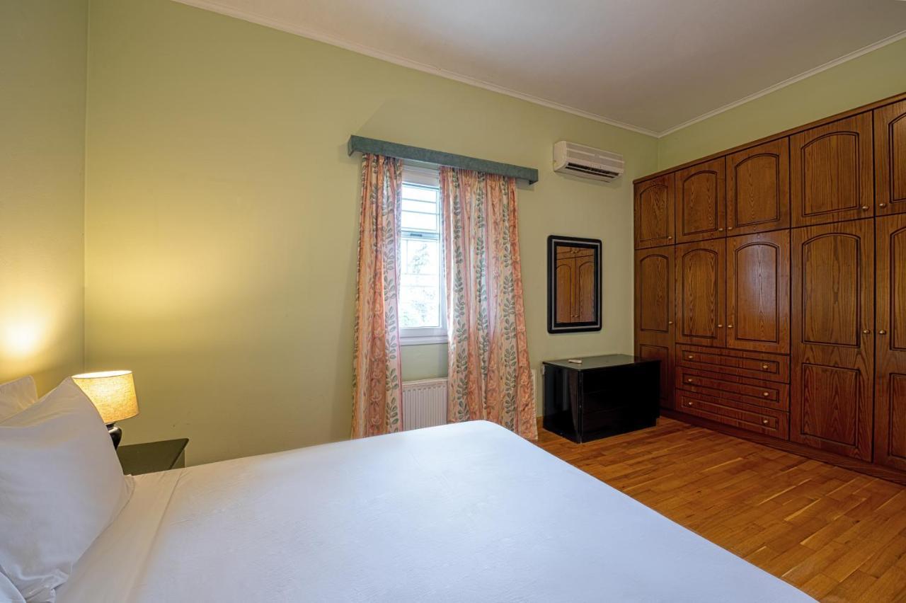 Villa Grosse Sea And Mountains View Gastouri  Екстер'єр фото