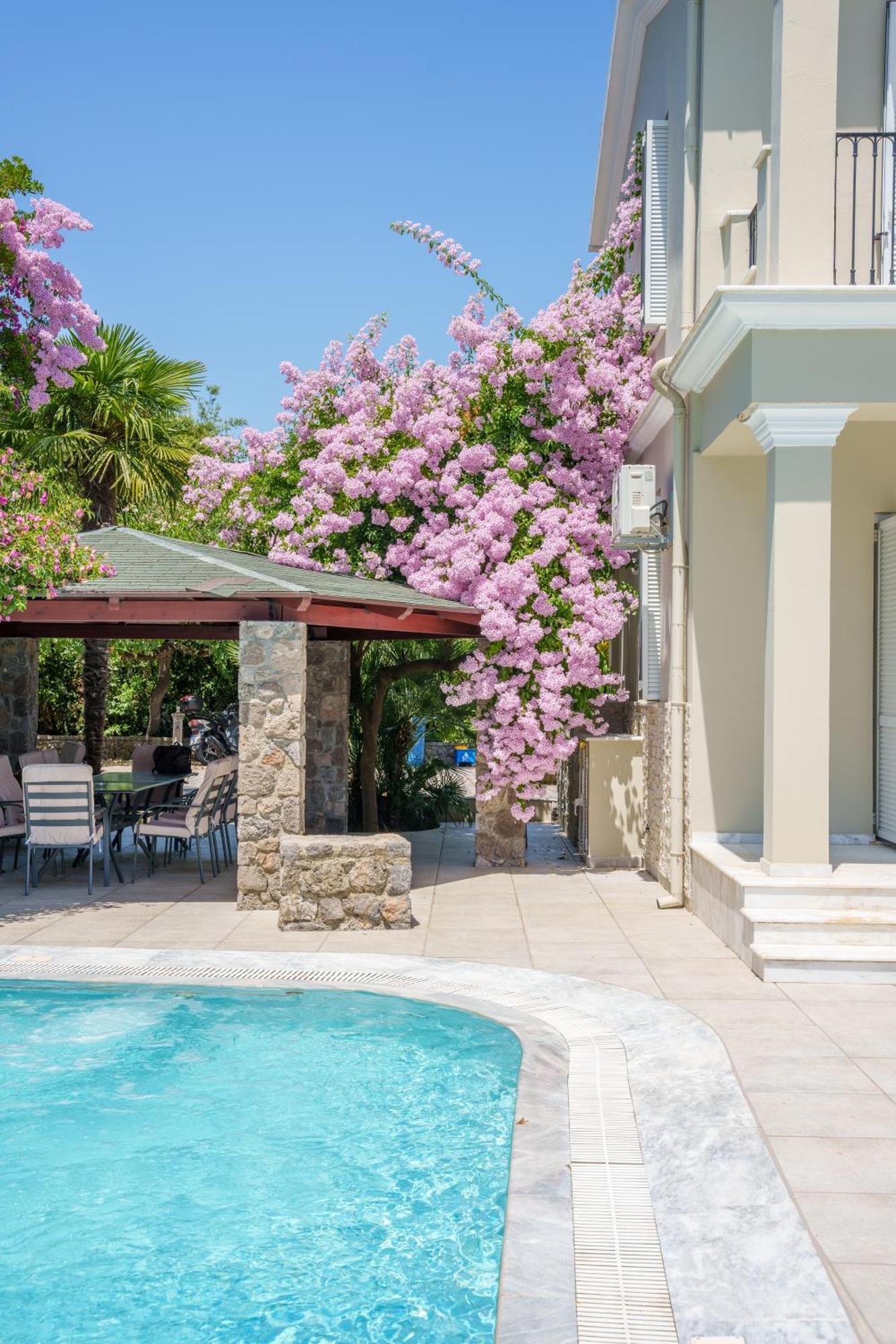 Villa Grosse Sea And Mountains View Gastouri  Екстер'єр фото